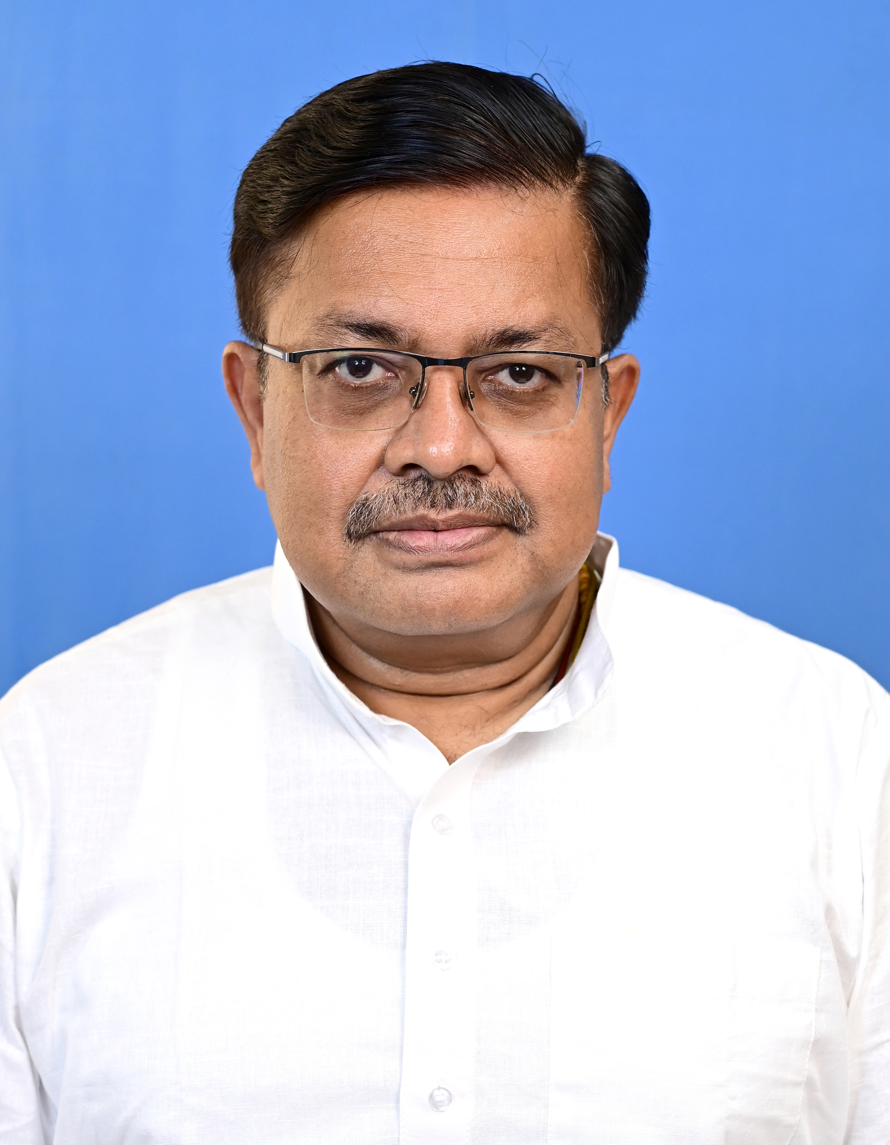 Shri Prithiviraj Harichandan
